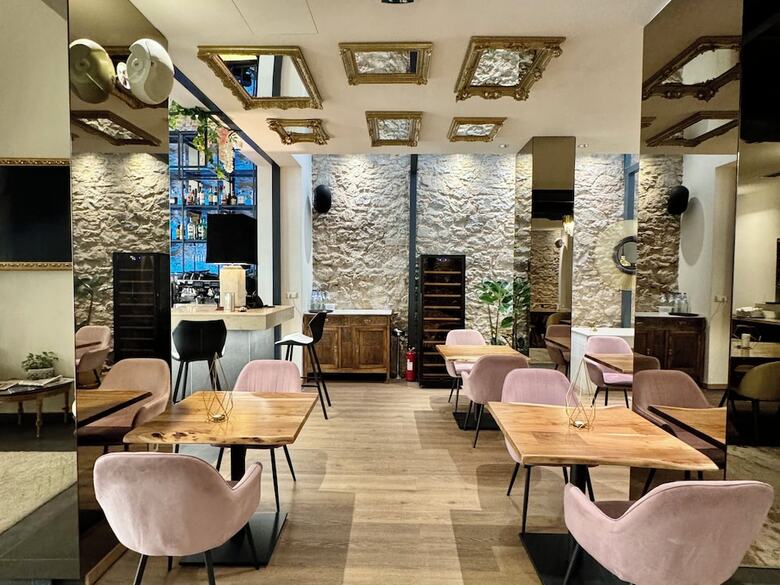 Athens The L7 Str - Luxury Boutique Collection Hotel