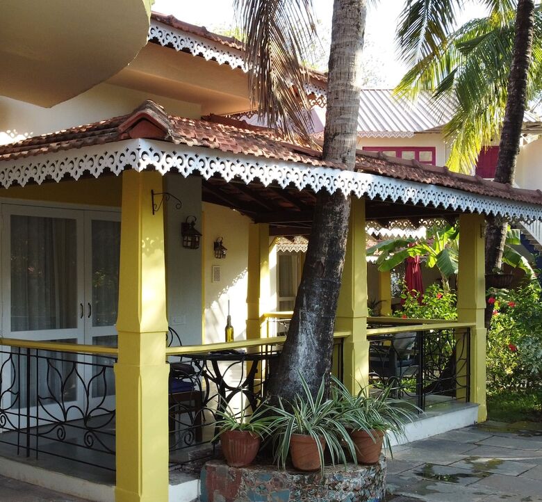 Hotel Sashas Holiday Village