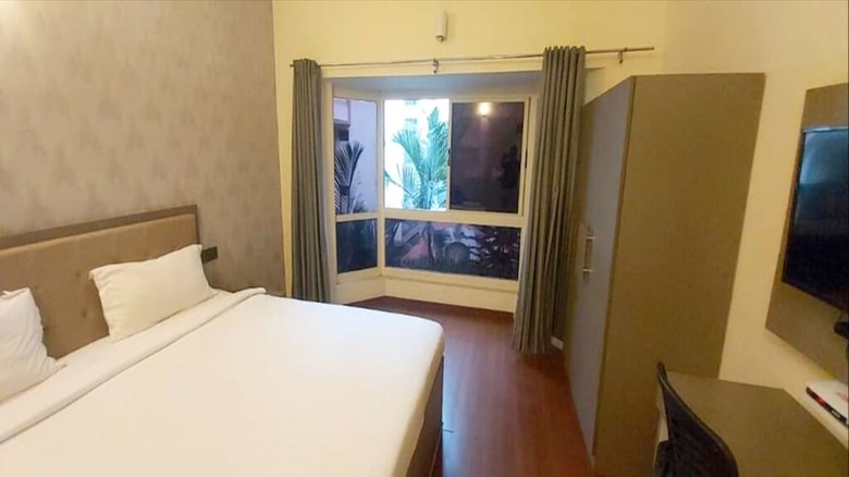 Pph Living Eden Park Hotel Indira Nagar
