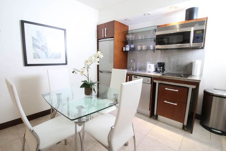 Aparthotel Strand Ocean Drive Suites