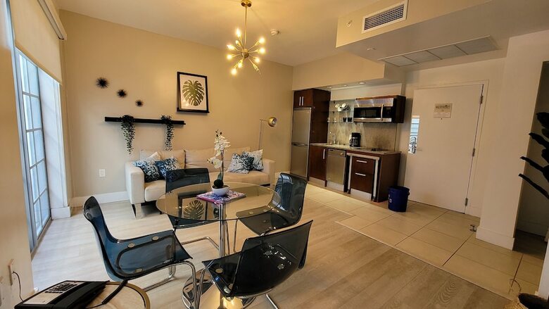 Aparthotel Strand Ocean Drive Suites