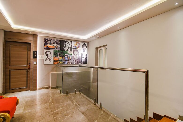Fabhotel Sivalika Inn Near Howrah Station