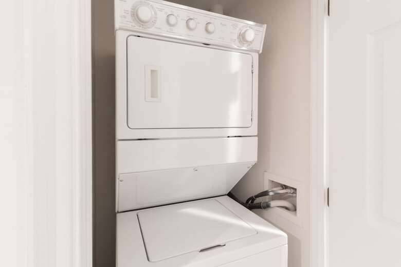 Aparthotel Pelican Fully Furnished Apartments