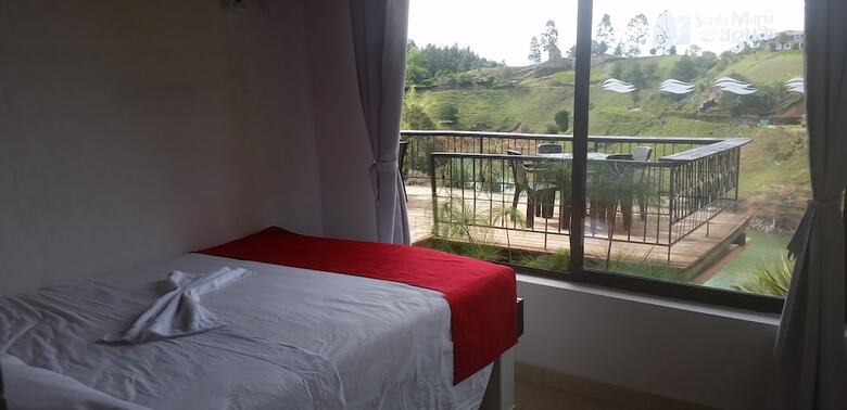 Hotel Santa Maria De Las Aguas Pe�ol