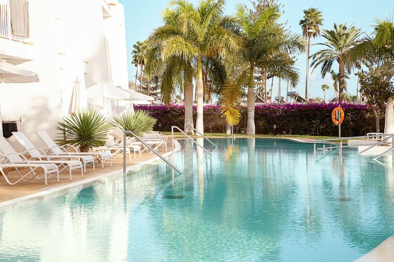 Apartamentos Sunprime Atlantic View Suite & Spa