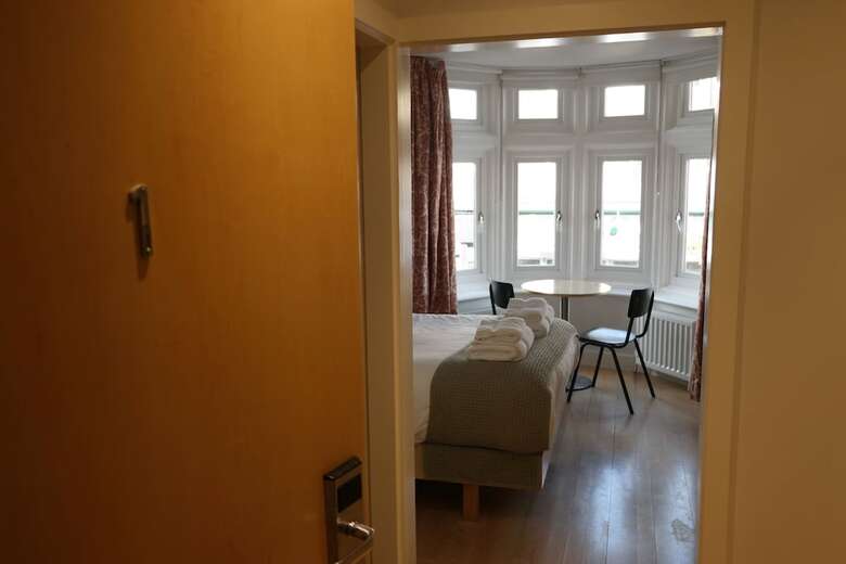 Hotel Alma Rooms