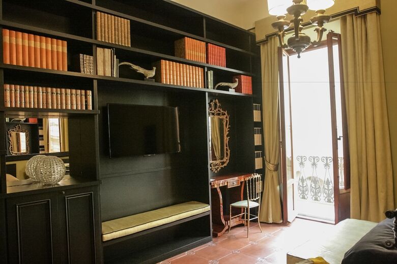 Palazzo Gallery