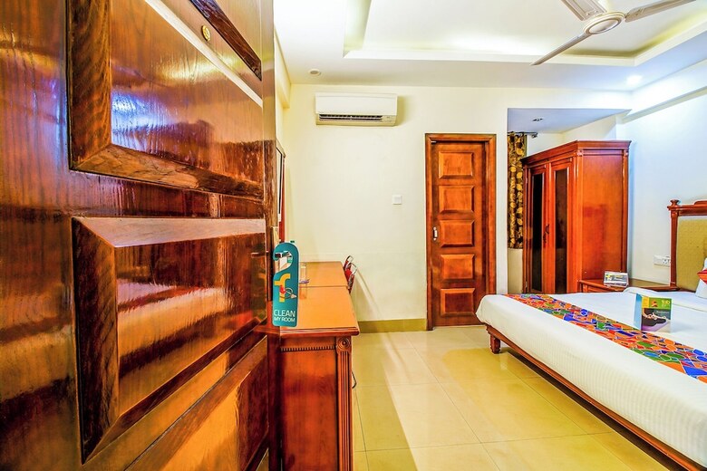 Fabhotel Kenil Star