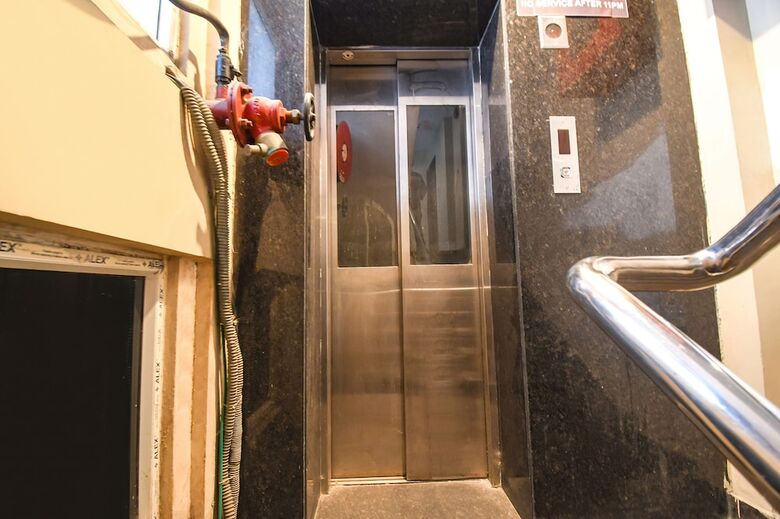 Hotel Fabexpress Abis Residency