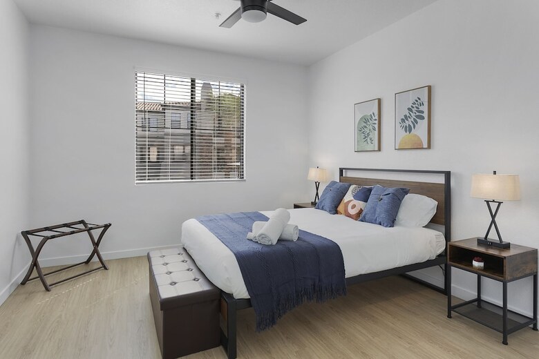 Aparthotel Two Glendale Cozysuites With Pool 2 & 9