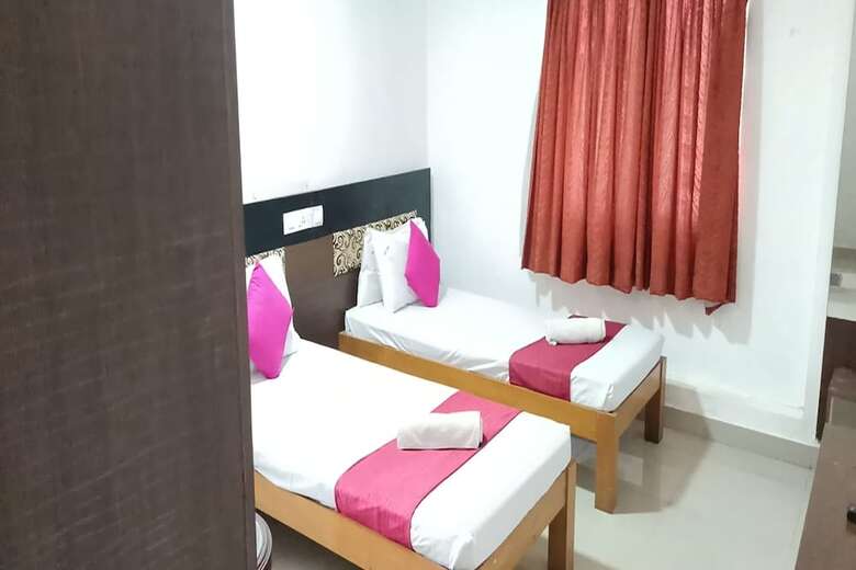 Hotel Aayush Residency