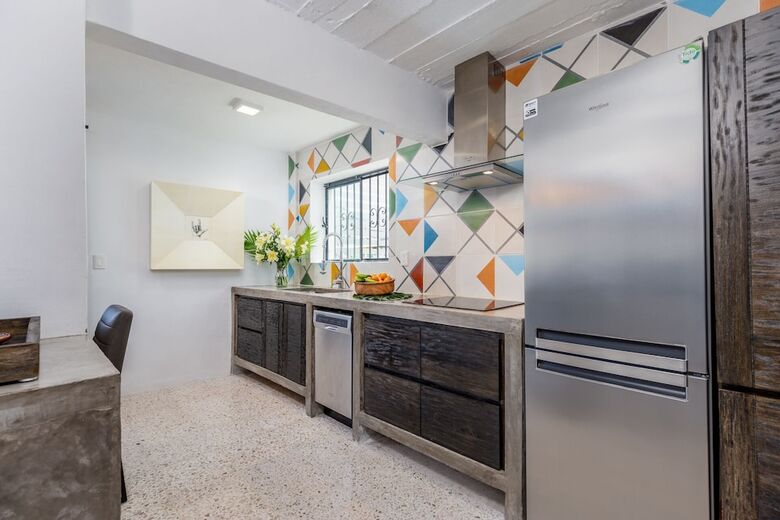 Aparthotel Cuale Condo Retreats