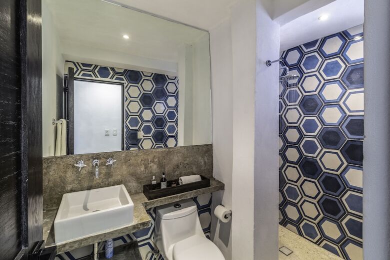 Aparthotel Cuale Condo Retreats