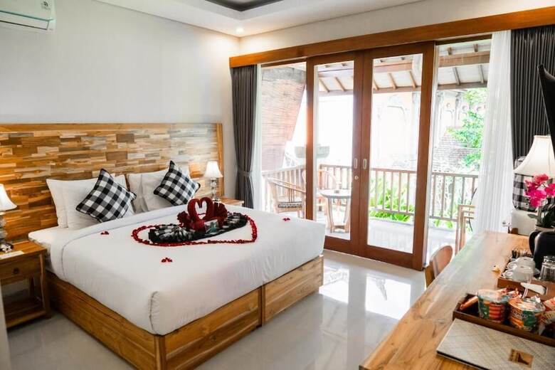Hotel Ari Cottages