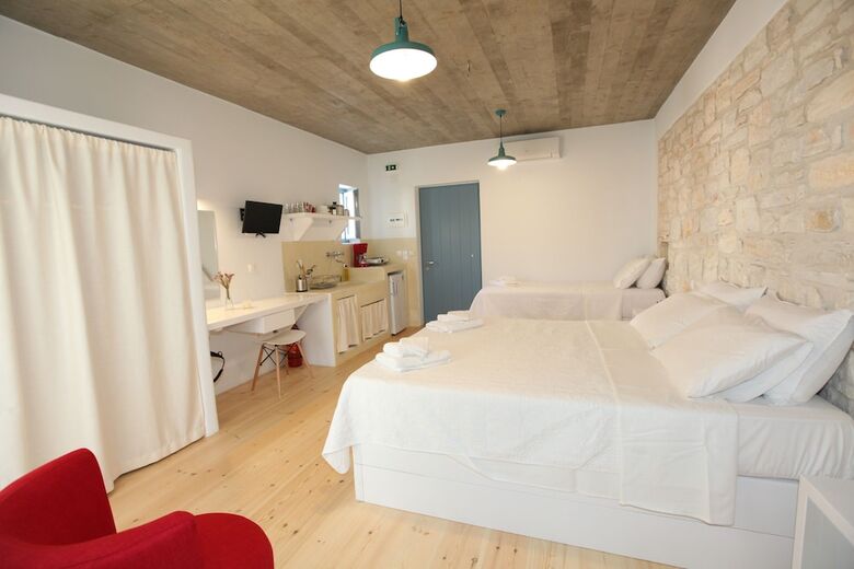 Nomads House Paros