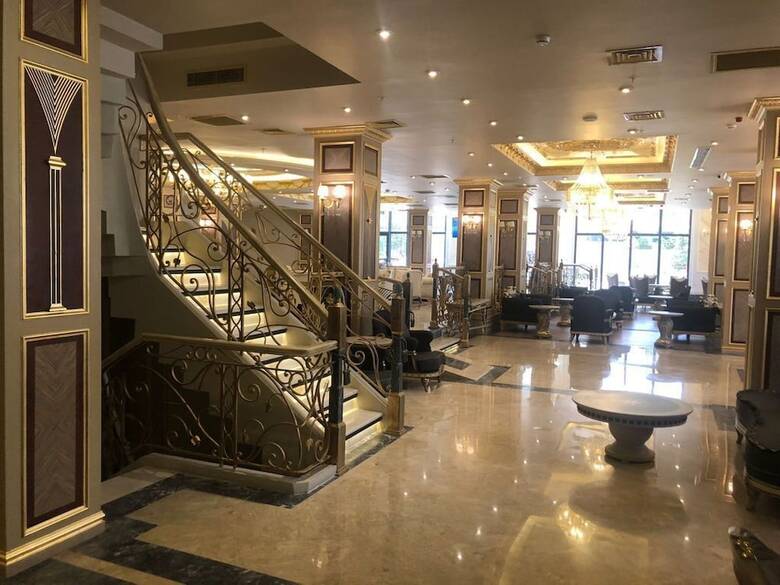 Golden Hill Hotel Downtown