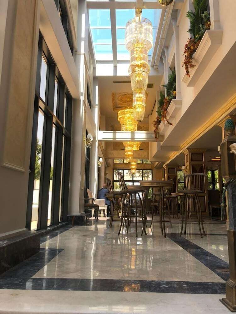 Golden Hill Hotel Downtown