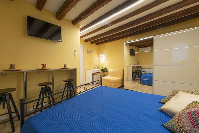 Nina's  Accommodations In Venice Center