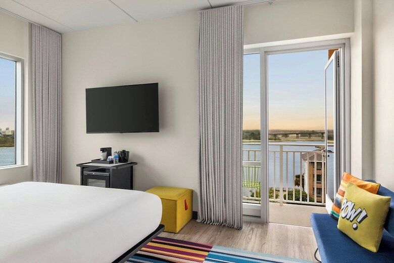 Hotel Aloft Wilmington At Coastline Center