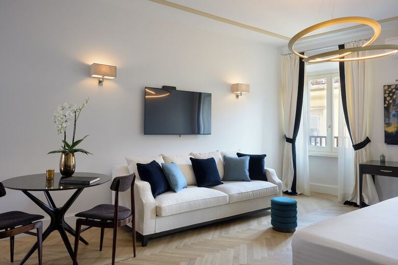 Residencia Tornabuoni Suites Collection
