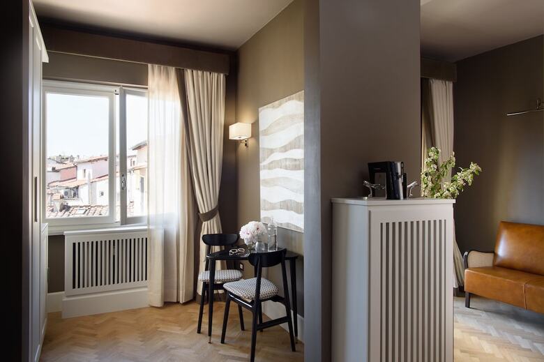 Residencia Tornabuoni Suites Collection