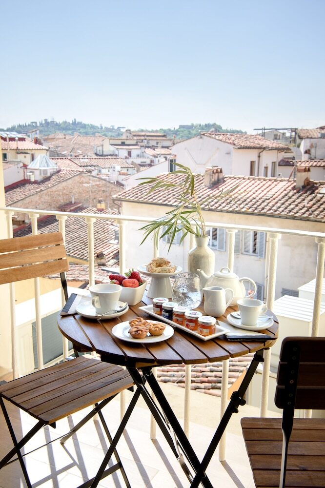 Residencia Tornabuoni Suites Collection