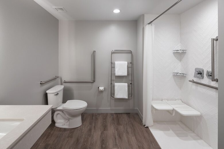 Hotel Towneplace Suites By Marriott West Kelowna