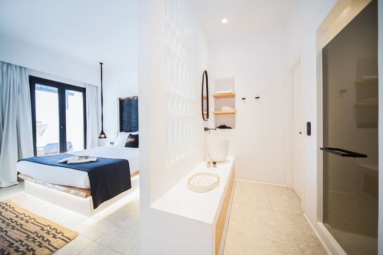 Hotel Agrari Bo Suites
