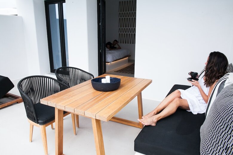 Hotel Agrari Bo Suites
