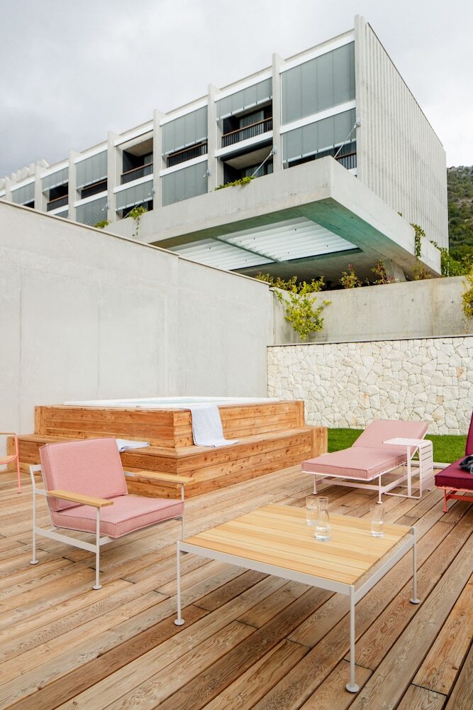 Boutique Hotel Osmoli?