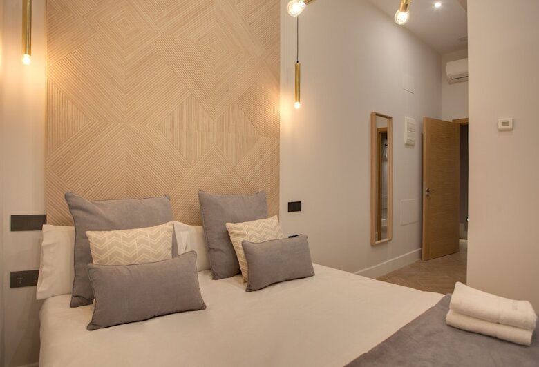 Pension Suites You Soho