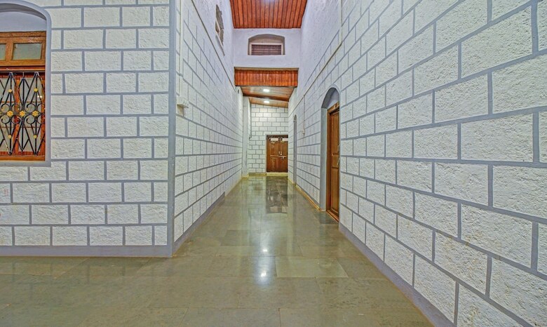 Hotel Treebo Shalimar In The Forest