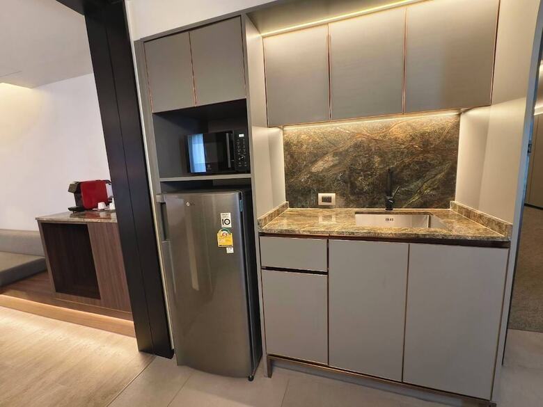 Gardina Asoke Hotel & Residence