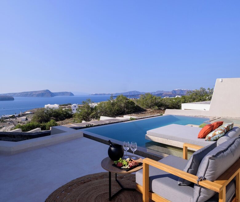 Potnia Theron Suites
