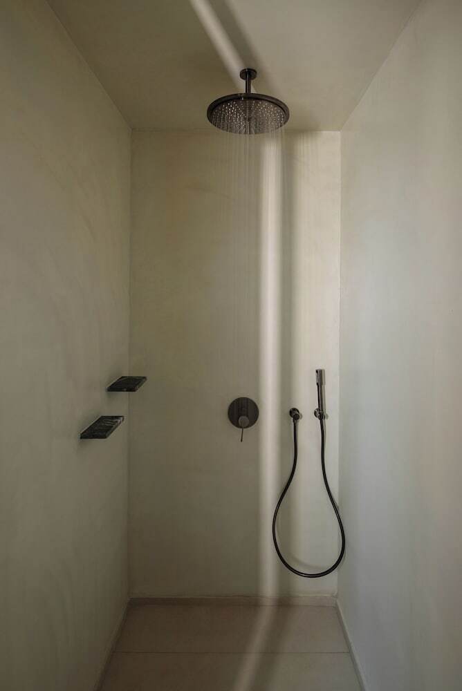 Potnia Theron Suites