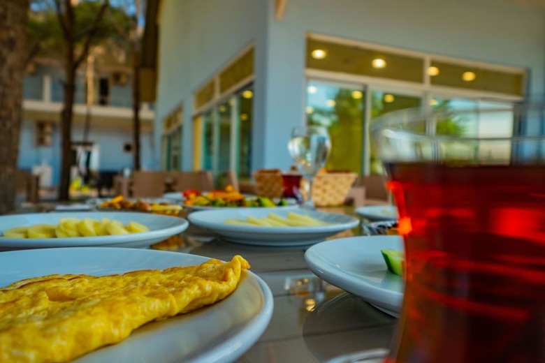 Prenses Sealine Beach Hotel