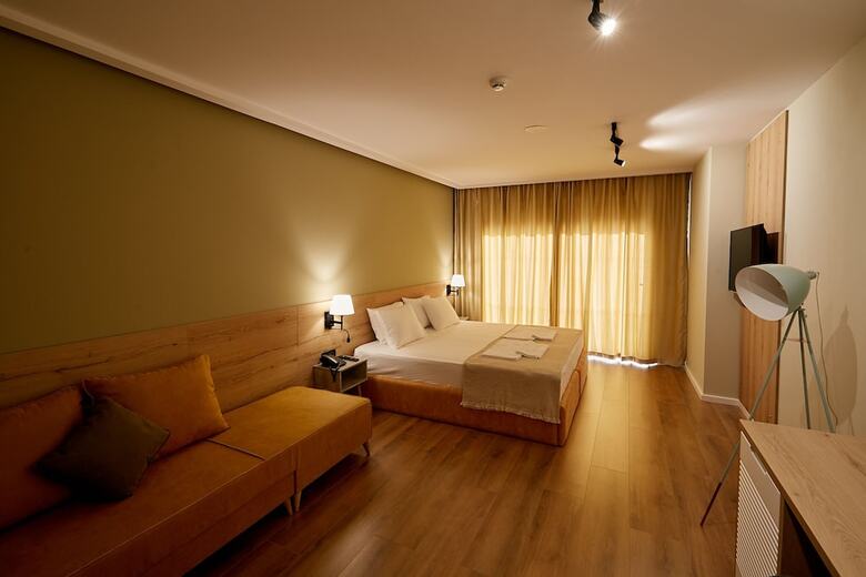 Eter Hotel