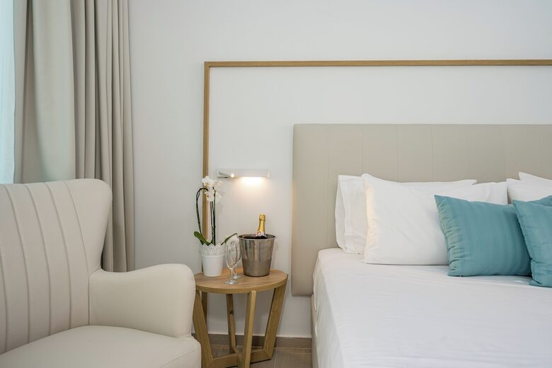 Mirage Bleu Hotel