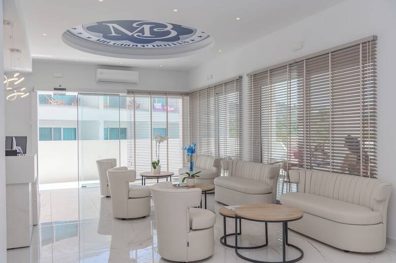 Mirage Bleu Hotel
