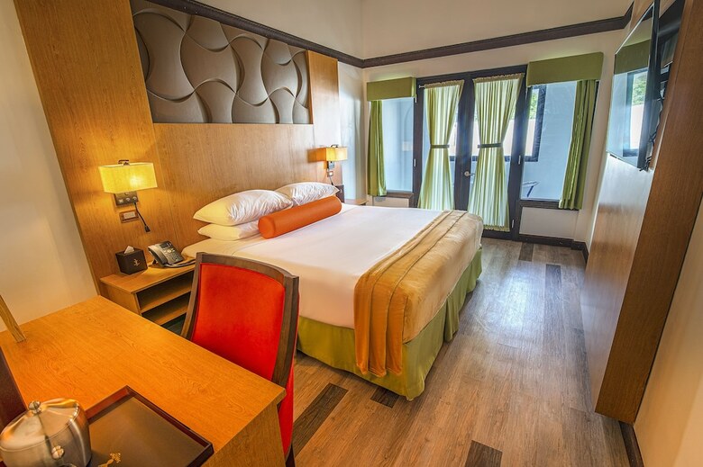 Sago Palm Hotel