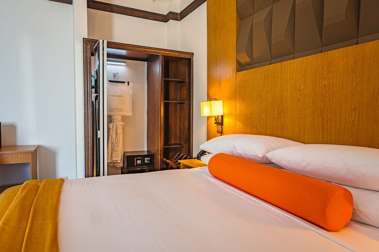 Sago Palm Hotel