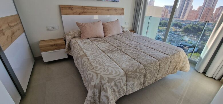 Aparthotel Apartamentos Oasis De La Cala