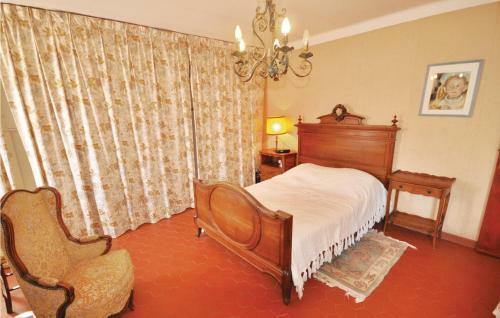 Holiday Home Chemin D�astouret