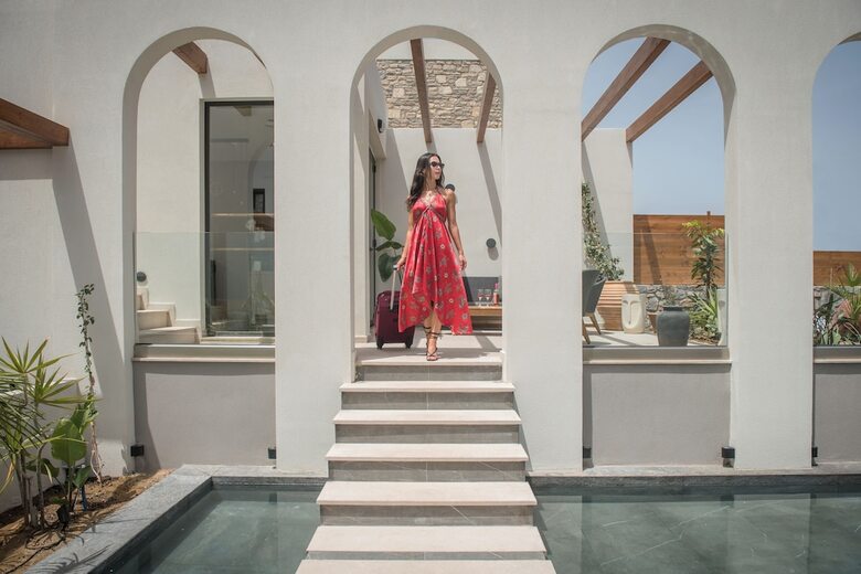 Vaya Suites By Omilos Hotels
