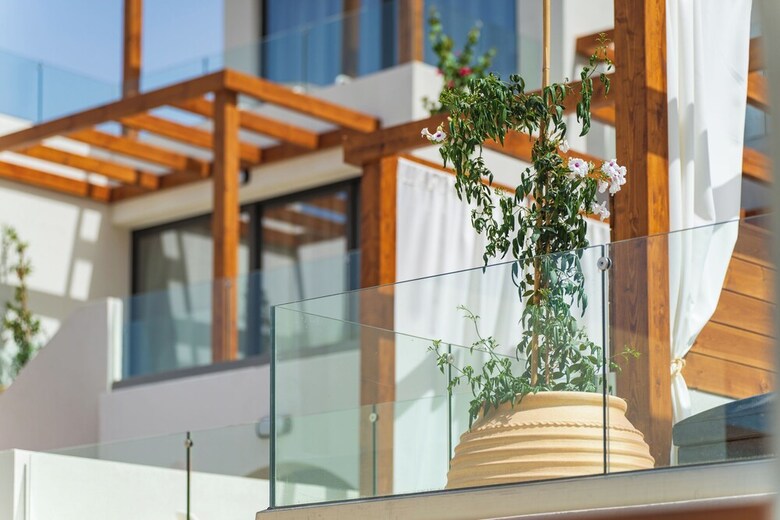 Vaya Suites By Omilos Hotels