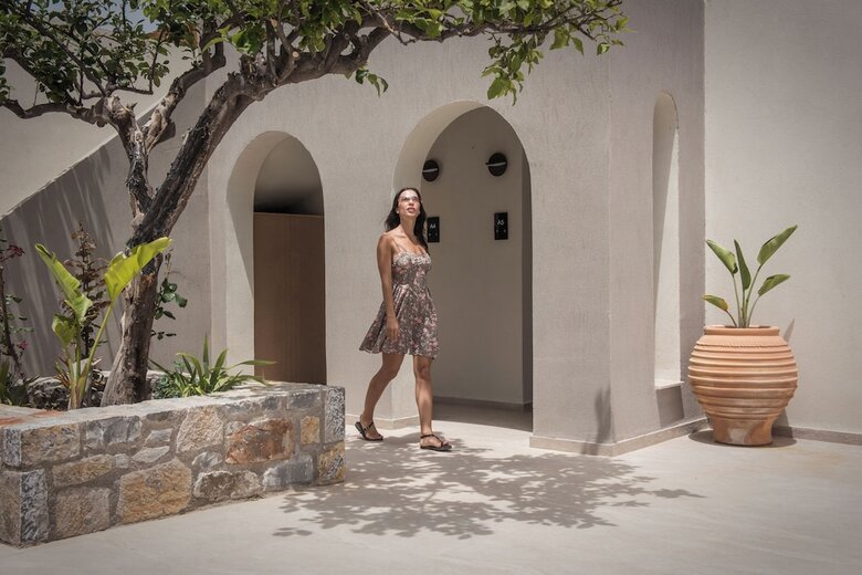 Vaya Suites By Omilos Hotels