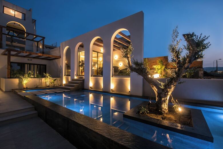 Vaya Suites By Omilos Hotels