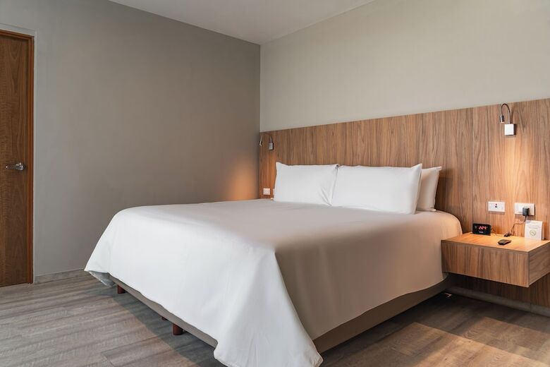 Hotel Wyndham Garden Mazatlan Marina