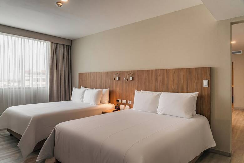 Hotel Wyndham Garden Mazatlan Marina