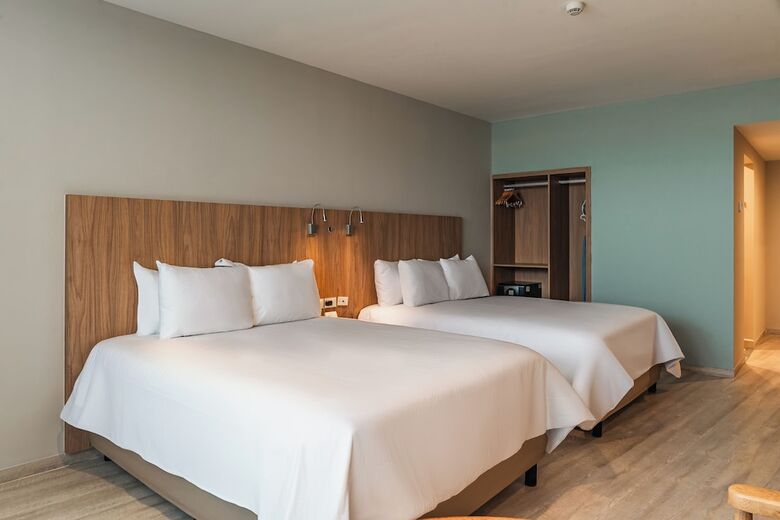 Hotel Wyndham Garden Mazatlan Marina